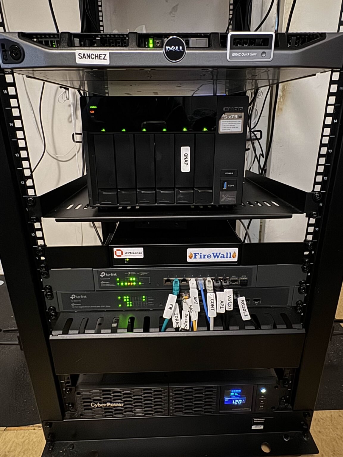 Enterprise-Style Homelab Setup – Gabriel Sanchez